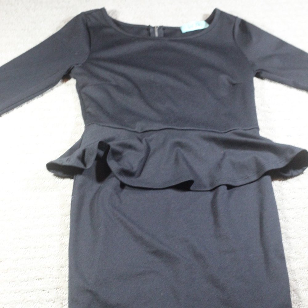 Karlie Size S Black Peplum Skirted Knee-Length Dress